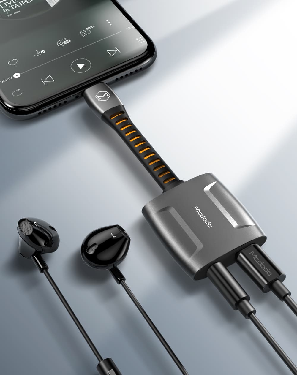 Mcdodo Premium Lightning AUX + Charging Adaptor
